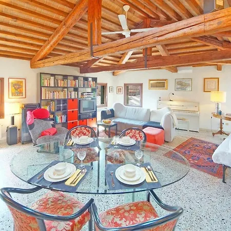 Dolcevita N 245 * Venise